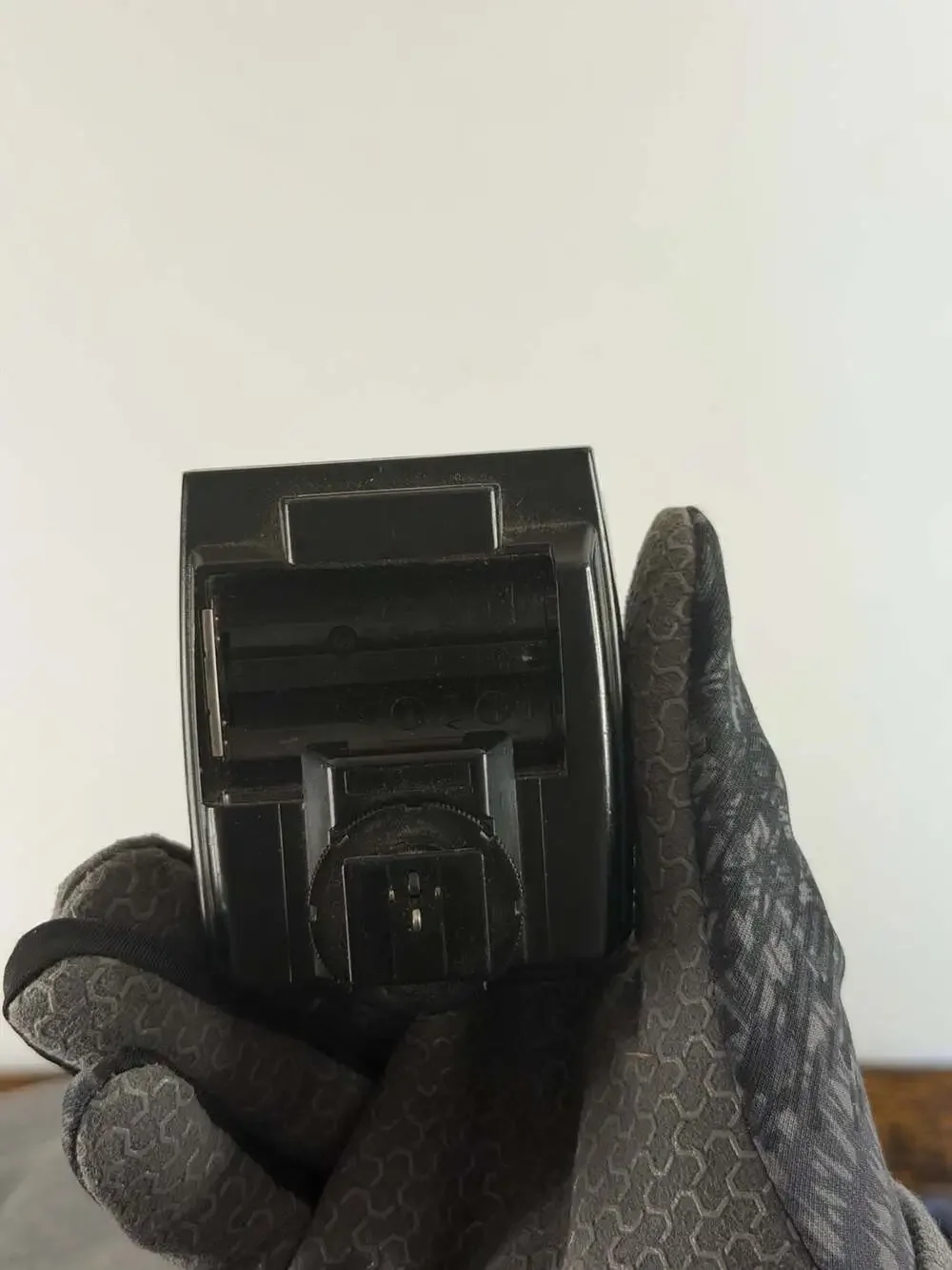 Olympus T20 Electronic Flash for OM System Cameras (Missing Battery Door)